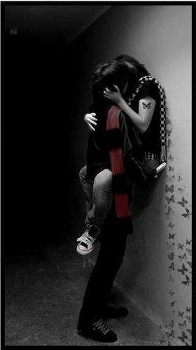 Emo048.jpg